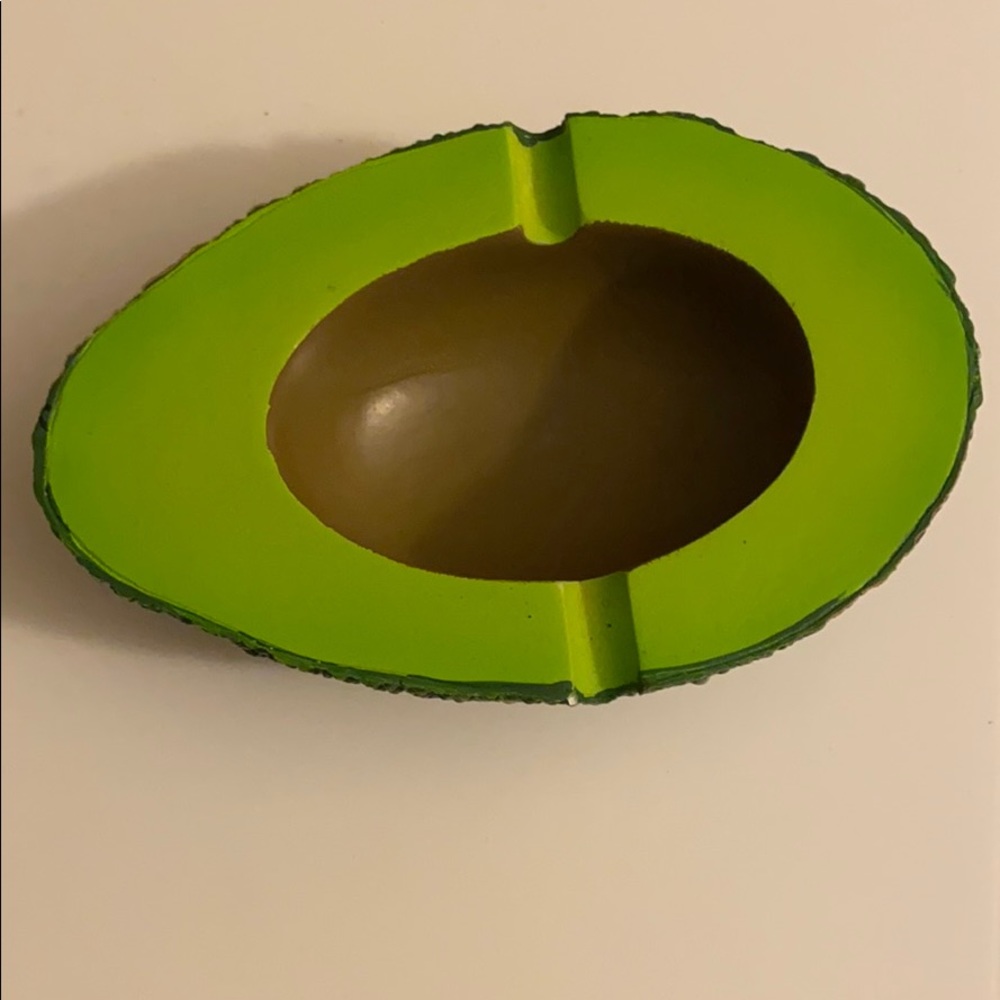 Avocado home accent